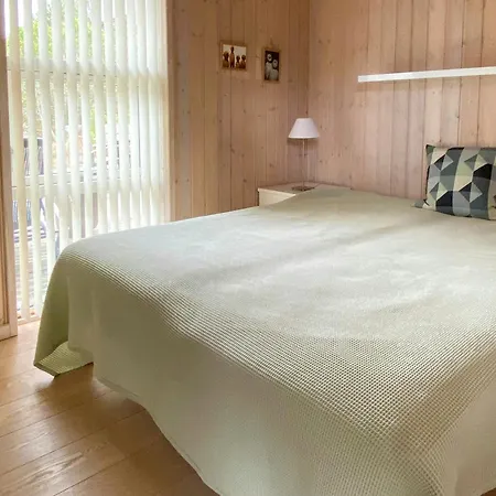 Vakantiehuis Cozy Summer House With A Large Natural Plot