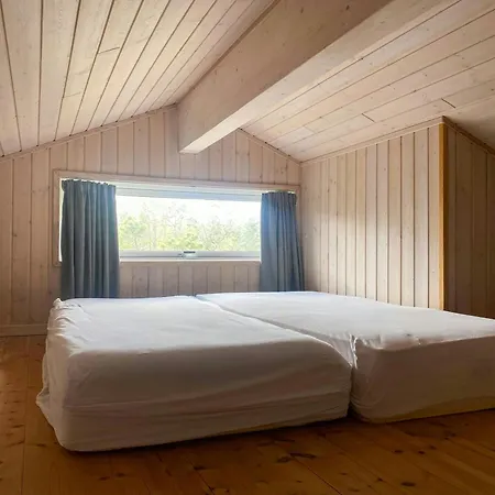 Cozy Summer House With A Large Natural Plot